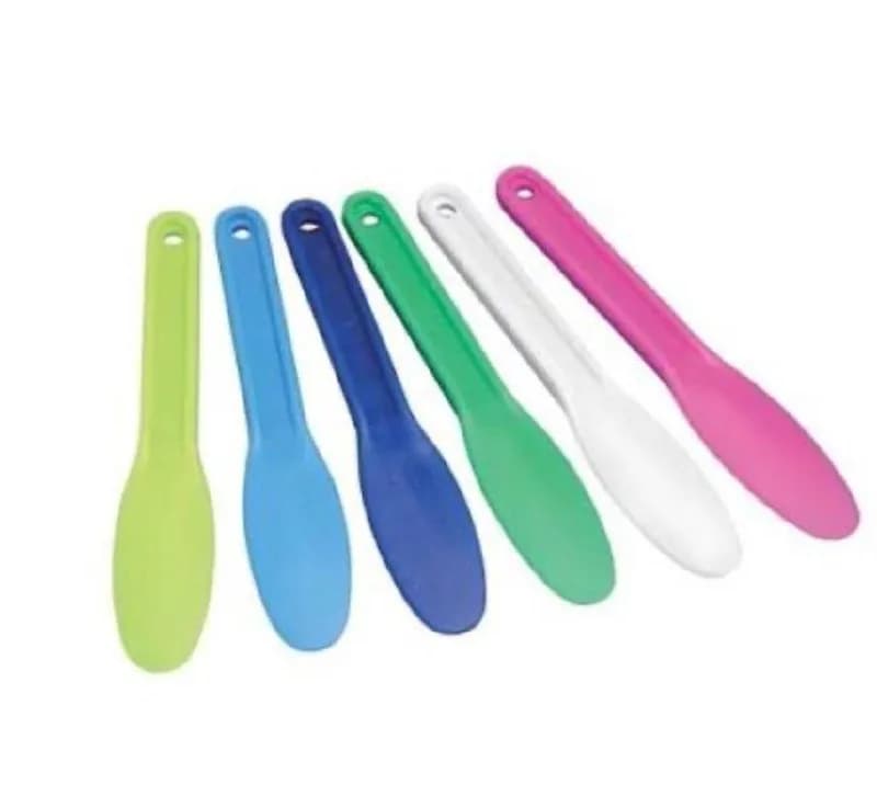 Plastic Spatulla